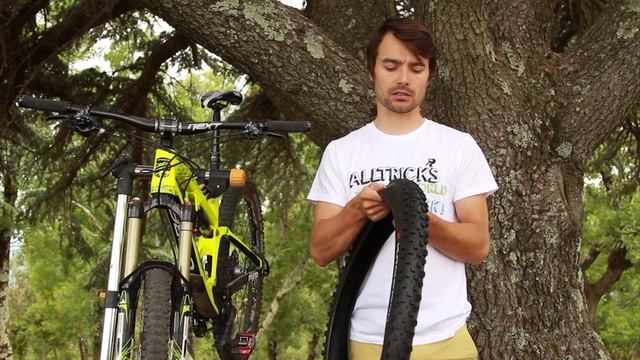 Les Pro en parlent : Pneus Hutchinson DZO, Toro et le squale смотреть онлайн