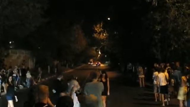 Infiniti FX50 vs Ford Focus ST смотреть онлайн