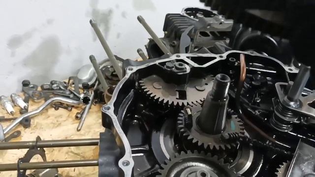 [Мото-Истории] Ремонт коробки Yamaha DragStar 1100 который подобрали смотреть онлайн