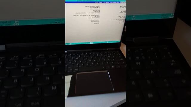 Imagen parpadea en Lenovo Yoga 730 en BIOS смотреть онлайн