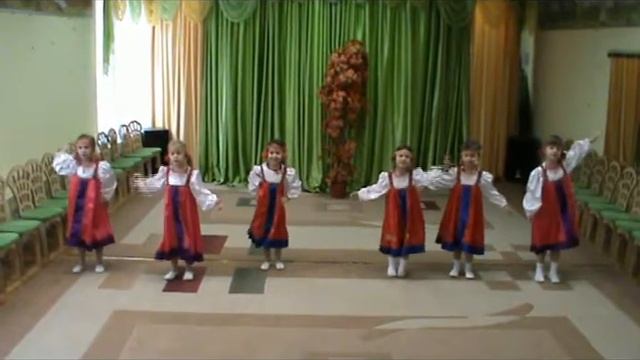 "Поющие карамельки" - "Ой вставала я ранешенько" смотреть онлайн