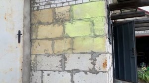 Покрасили сарай с газоблока на даче, что получилось?