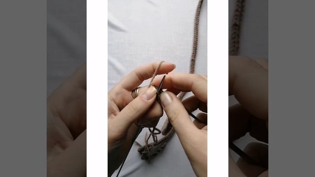 Как связать шнурок спицами, полый шнур, айкорд, i-cord смотреть онлайн