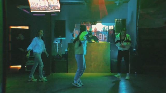 Best shuffle dance! смотреть онлайн