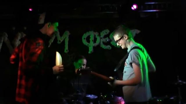 Bong Rips смотреть онлайн