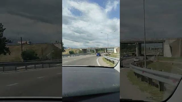 Автомобильная развязка в Краснодаре около Красной площади по Ростовскому шоссе смотреть онлайн