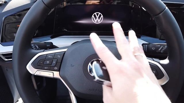 VW Golf MK8 (5H) emergency opening with dead batteries смотреть онлайн