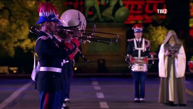 Спасская башня 2018 - Оркестр карабинеров принца княжества Монако смотреть онлайн