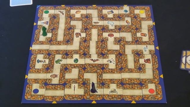 Labyrinth - A Race for Treasure in a Moving Maze смотреть онлайн
