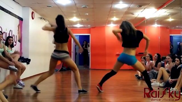 Тверк-от Апельсинок! смотреть онлайн