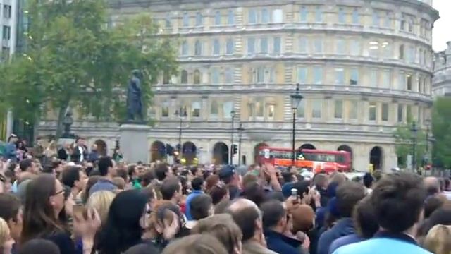 monty python world record coconut orchestra смотреть онлайн