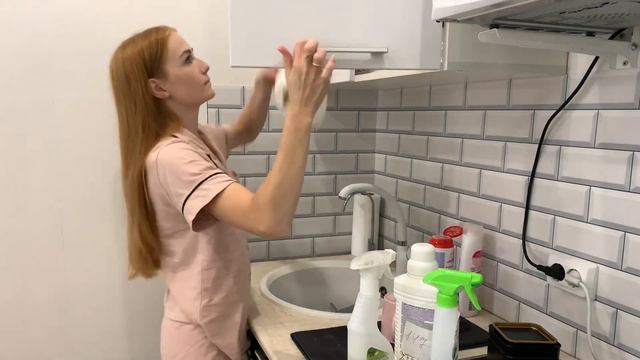 ГЕНЕРАЛЬНАЯ УБОРКА НА КУХНЕ | КУХНЯ МИНИМАЛИСТА | БЮДЖЕТНАЯ КУХНЯ | МОТИВАЦИЯ НА УБОРКУ смотреть онлайн