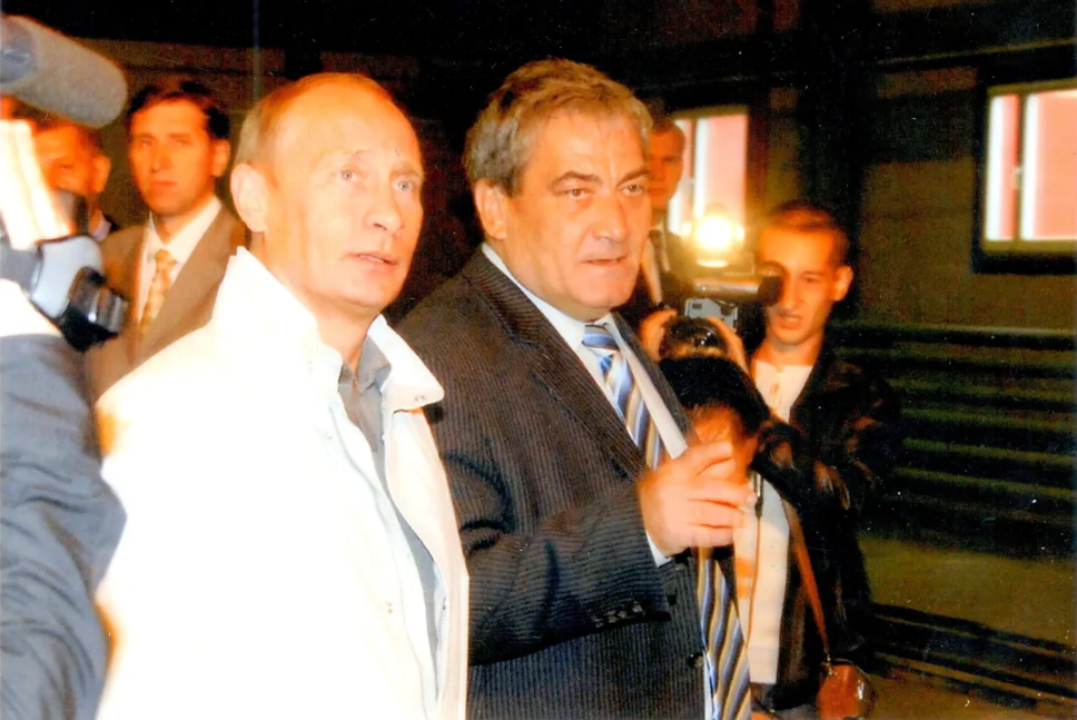 Премьер-министр России В. Путин в Якутии. 2009 год. смотреть онлайн