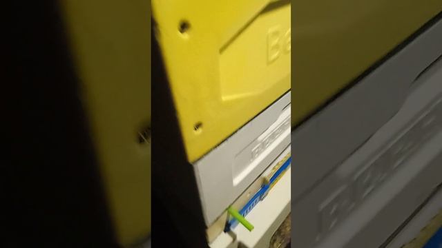 Вулик ППУ BEEHOUSE смотреть онлайн