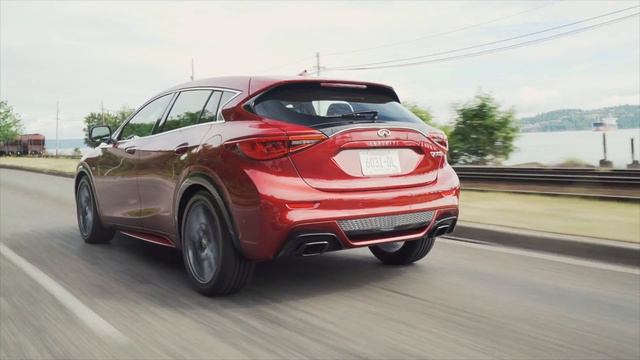 2018 INFINITI QX30 Sport Driving Video смотреть онлайн