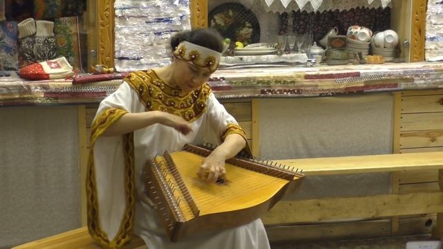 Людмила Иванищенко и Любовь Басурманова в гостях у Школы ремёсел.mp4 смотреть онлайн