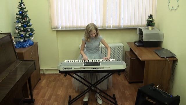 Брагина Ксения, Р. Глиэр "Эскиз" смотреть онлайн