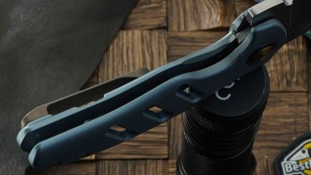 Складной нож Kizer Knives C01C Mini сталь S35VN, анодированный титан смотреть онлайн