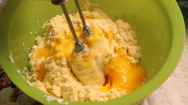 ТВОРОЖНАЯ ЗАПЕКАНКА .ВКУСНАЯ И НЕЖНАЯ смотреть онлайн