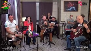 Ярослав Сумишевский. Рада Рай. "ЗА ОКОШКОМ ВИШНЯ".