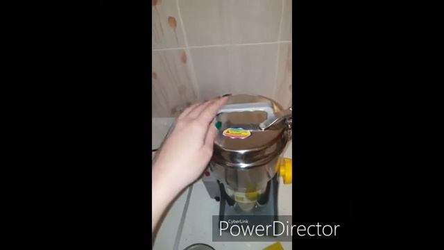 Мукомолка,измельчитель с Алиэкспресс. Делаем овсяную муку. смотреть онлайн