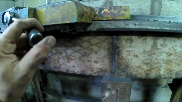 DIY, отшабрил станину самодельного токарного станка по металлу, часть 7 смотреть онлайн