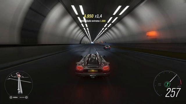 Forza Horizon 4 - 1300hp Koenigsegg One:1 Vs Toyota Corolla AE86 смотреть онлайн