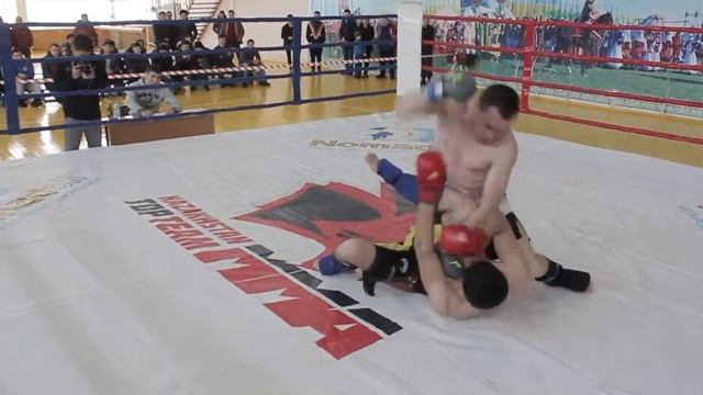 Василенко Денис vs. Гафуров Саибжон. IV Чемпионат Астаны среди любителей. 70,3 кг. смотреть онлайн