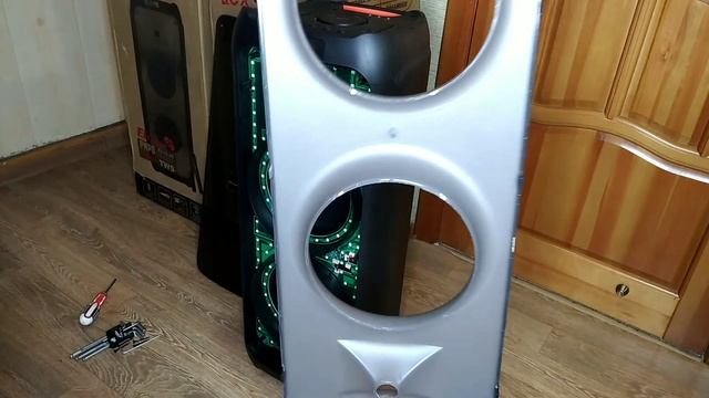 Разобрали переднюю панель Eltronic10-28