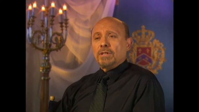 The Princess Diaries 2: Royal Engagement Hector Elizondo Interview | ScreenSlam