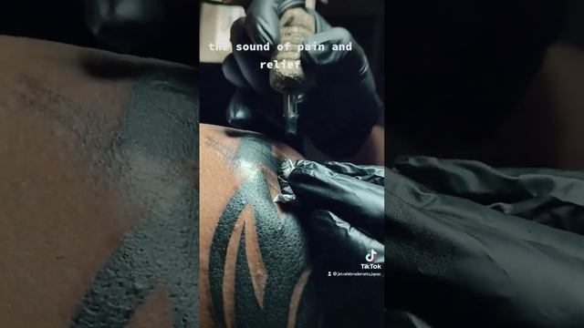 needle + pain = art #tattoo смотреть онлайн