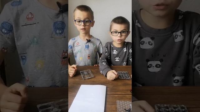 Делаем глаза из блистеров от таблеток. Простой способ сделать глаза для любой подделки. смотреть онлайн