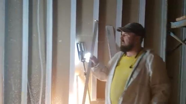 малярные лампы бокового (скользящего) света. Сравнение и рекомнндации смотреть онлайн