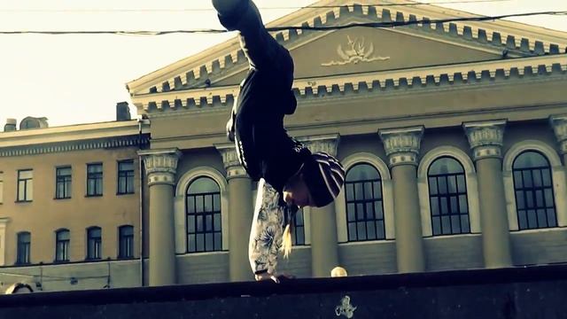 Турник в центре города 14.10.2012 Томск смотреть онлайн