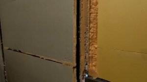 Утепление ворот гаража Пеноплексом