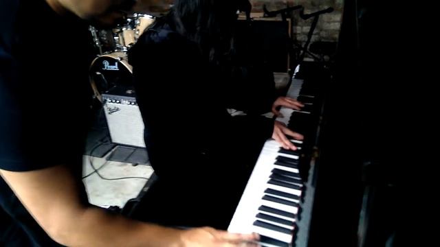 NOVEMBER RAIN (PIANO VERSION) смотреть онлайн