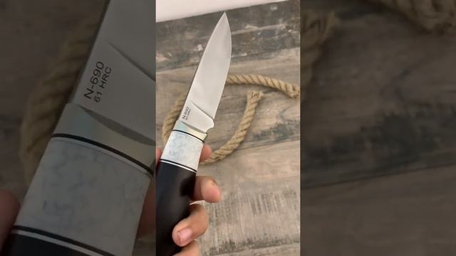 Обзор ножа "Охотник" сталь N690 (Bohler) смотреть онлайн