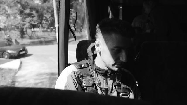 Рыбак и Эллерт прыгают с парашютом | Но это не точно смотреть онлайн