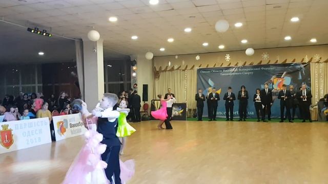 Первенство Одессы 2018, Спотивные бальные танцы, Юниоры смотреть онлайн