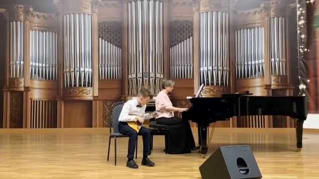 Плясовой наигрыш владимирских рожечников «Ах ты берёза» обр. Б. Трояновского смотреть онлайн
