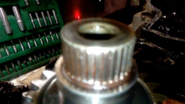 Пробег т5 400000 ,сняли коробку,люфт шестерни пятой передачи смотреть онлайн