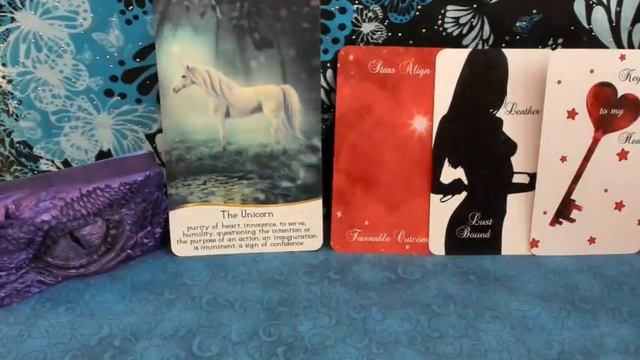 Soul Connections - Twin Flame/Soulmate Messages - Pick your Group - Timeless Energies смотреть онлайн
