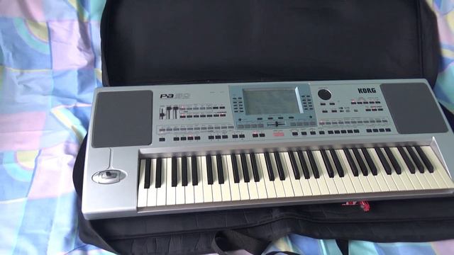 Korg PA 50 synth performing Basic Bossa Music Style смотреть онлайн