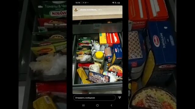 Обзор угловой кухни глазами клиента / Фасады в пленке с интегрированной ручкой. Фурнитура Blum смотреть онлайн