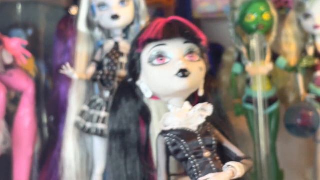 Love at first bite! Reel Drama Draculaura review. Monster High G1 doll. смотреть онлайн