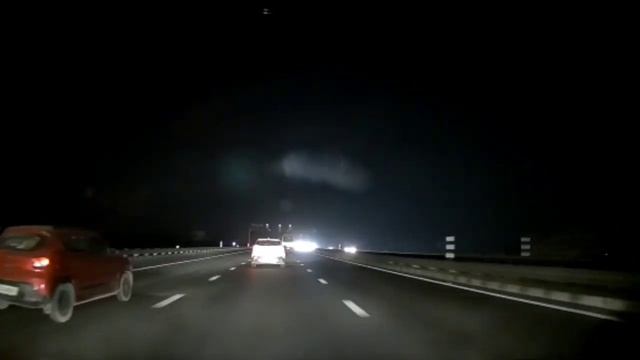 Rapid Vs Creta Race- Skoda Rapid 1.0 TSI With Hyundai Creta 1.6D On Meerut Expressway