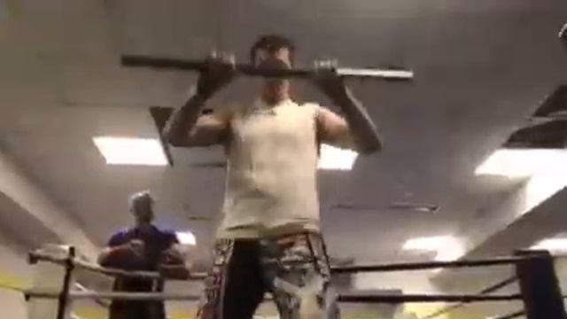 Тимур Левин. Тренировки ММА смотреть онлайн