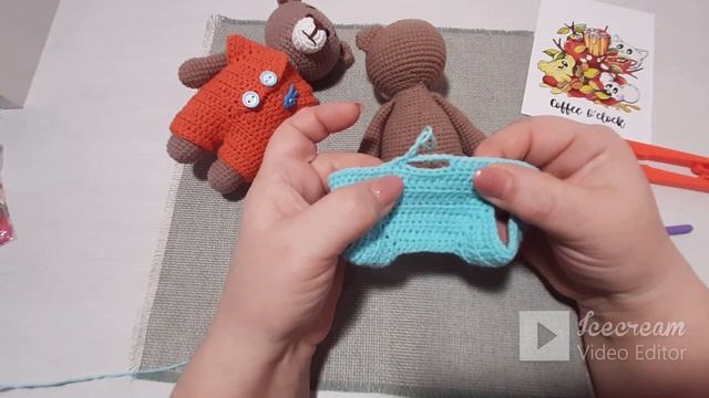 Экспресс мастер класс! Мишка в комбинезоне! Часть 2. Вяжем комбинезон! смотреть онлайн