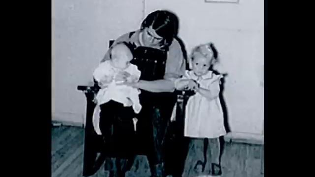 Emmylou Harris & The Nash Ramblers - Calling My Children Home смотреть онлайн