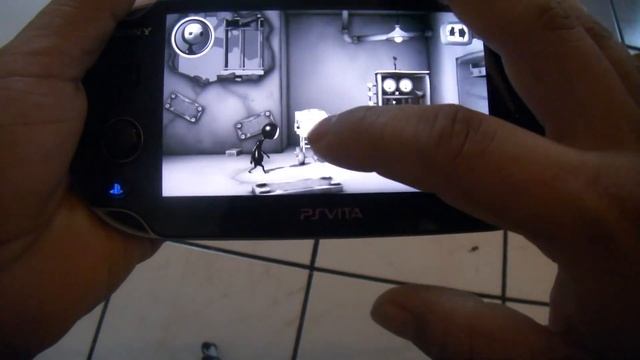 ESCAPE PLAN REVIEW PSVITA!! ESPAÑOL смотреть онлайн